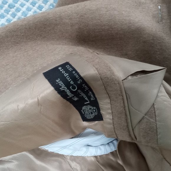 100% Camel Hair Blazer.  Looks new! - Picture 7 of 9